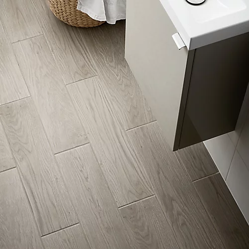 Arrezo Grey Matt Wood Effect Porcelain Wall & Floor Tile, Pack Of 14, (L)600mm (W)150mm 3 Arrezo Grey Matt Wood Effect Porcelain Wall & Floor Tile, Pack Of 14, (L)600mm (W)150mm