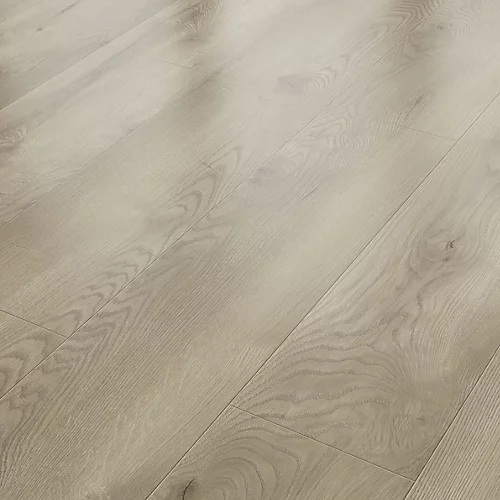 Brown Oak Effect Laminate Flooring, 1.481m² Pack Of 1 4 Brown Oak Effect Laminate Flooring, 1.481m² Pack Of 1 - Image 2