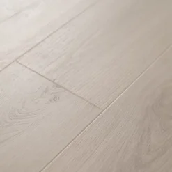 GoodHome Cleobury White Oak Effect Laminate Flooring, 1.69m² -Floors Specialty Shop goodhome cleobury white oak effect laminate flooring 1 69m 5059340391250 36c