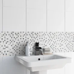 Ikarai Light Grey Marble Effect Natural Stone Mosaic Tile Sheet, (L)300mm (W)300mm