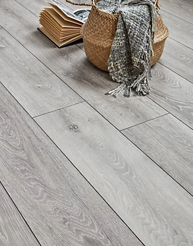 Impero - Dover Oak 8mm Laminate Flooring. 2.22m² Pack 4 Impero - Dover Oak 8mm Laminate Flooring. 2.22m² Pack - Image 2