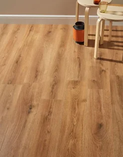 KronoSwiss Advanced - Summer Oak 8mm Laminate Flooring. 2.13m² Pack